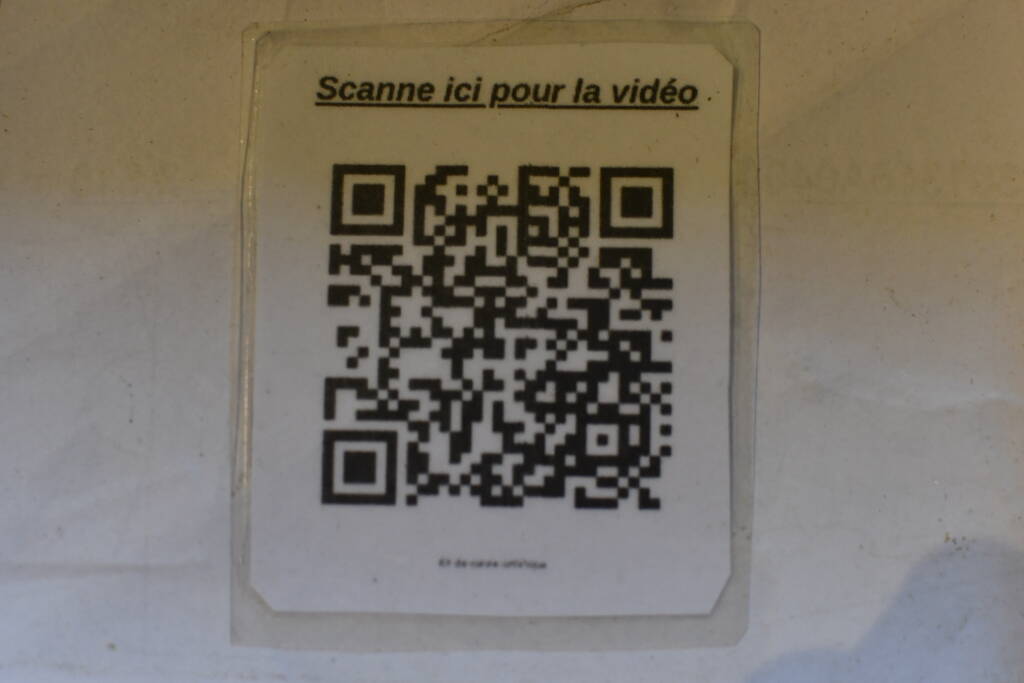 code qr pour accéder au vidéo de Roland Raman